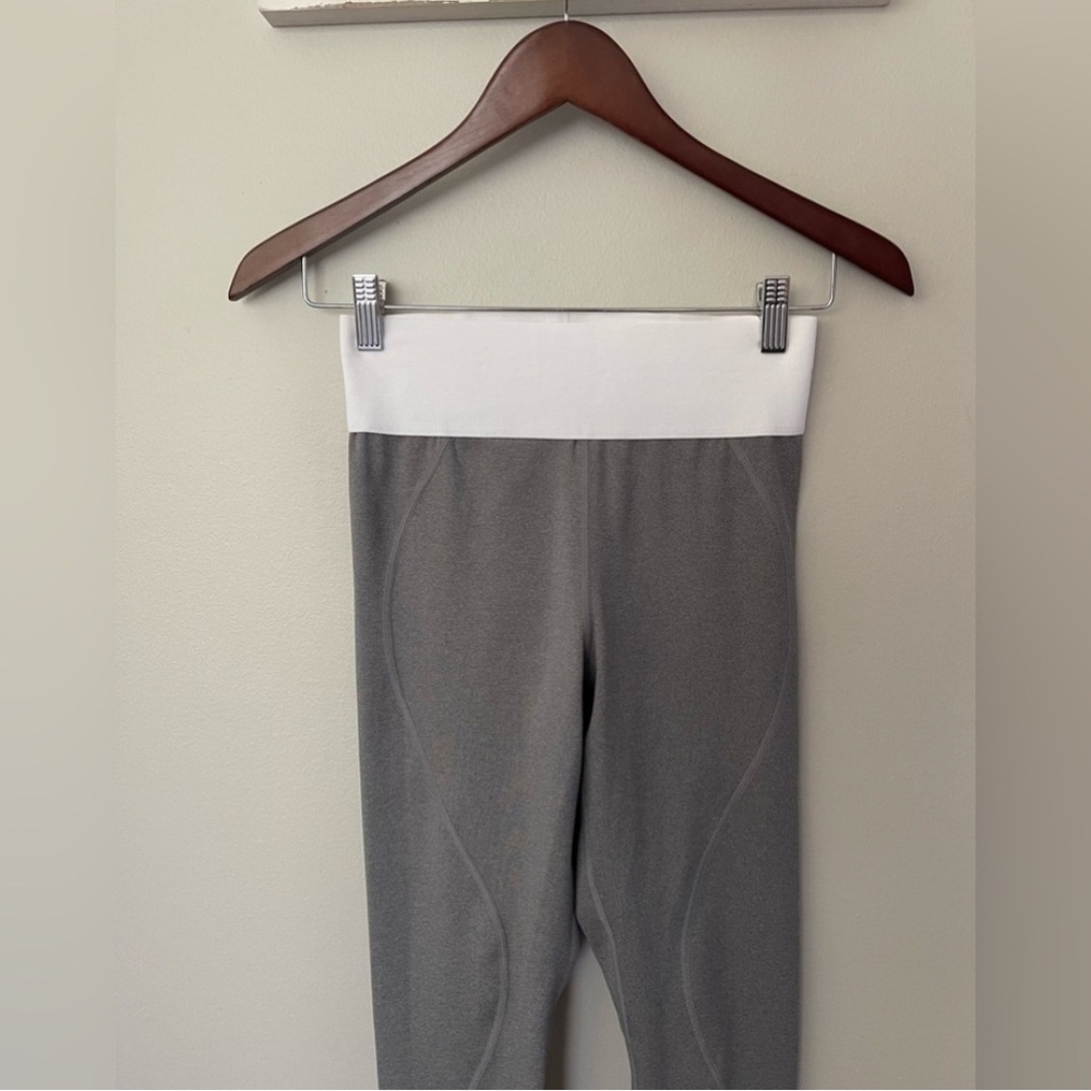 Good American Active Essential Icon Leggings - Size 2 - Picture 6 of 8